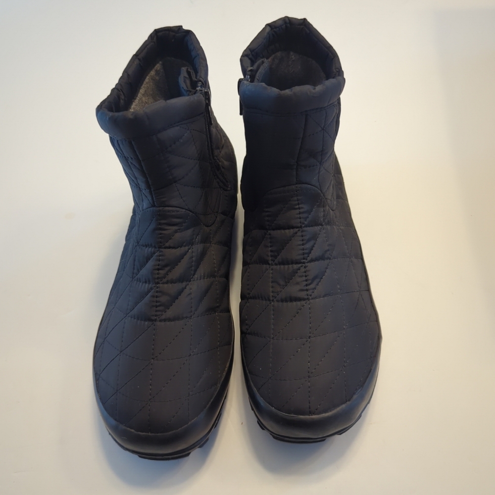 Bogs Snowday II Short Insulated Water Resistant Snow Boots Size 10 Black EUC - Picture 3 of 9